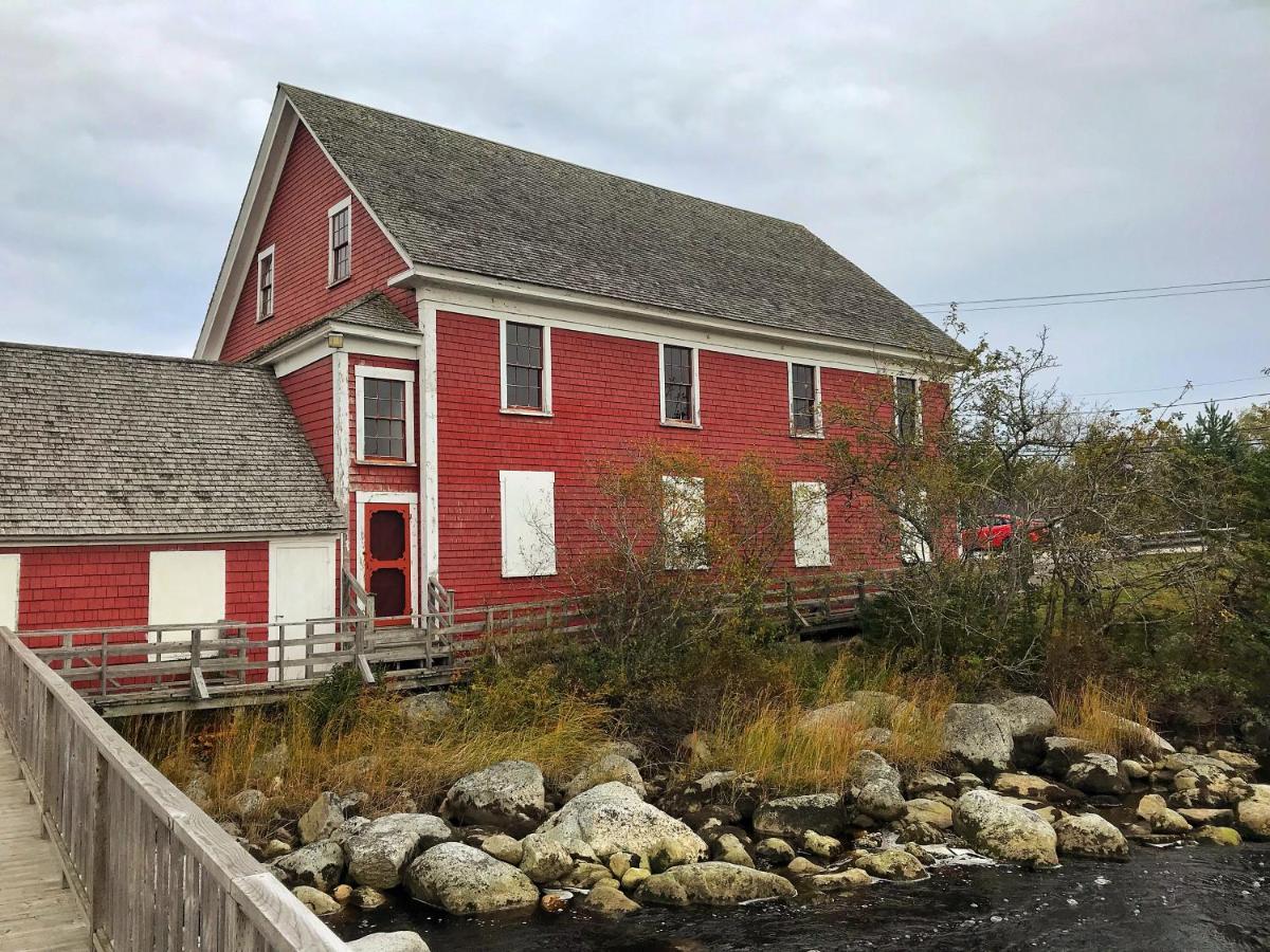 The East Wind Guesthouse Clark's Harbour Buitenkant foto