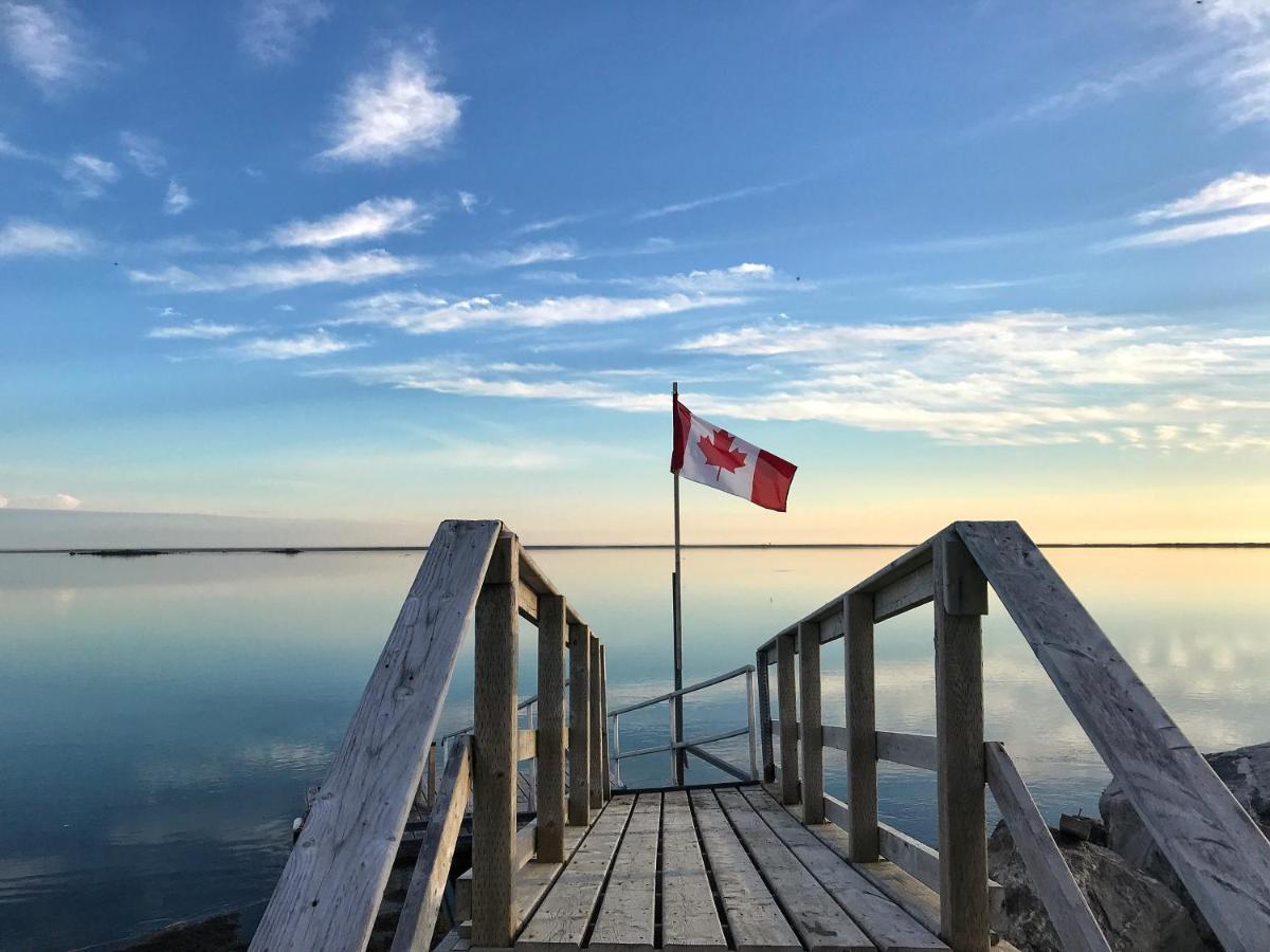 The East Wind Guesthouse Clark's Harbour Buitenkant foto